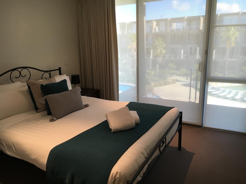 托基岸边公寓式酒店 外观 照片